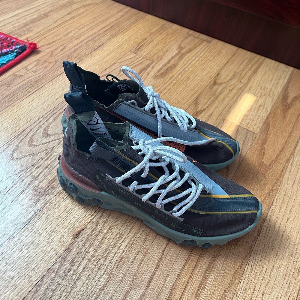 Nike Brand New ISPA Women’s Sneakers Size 6